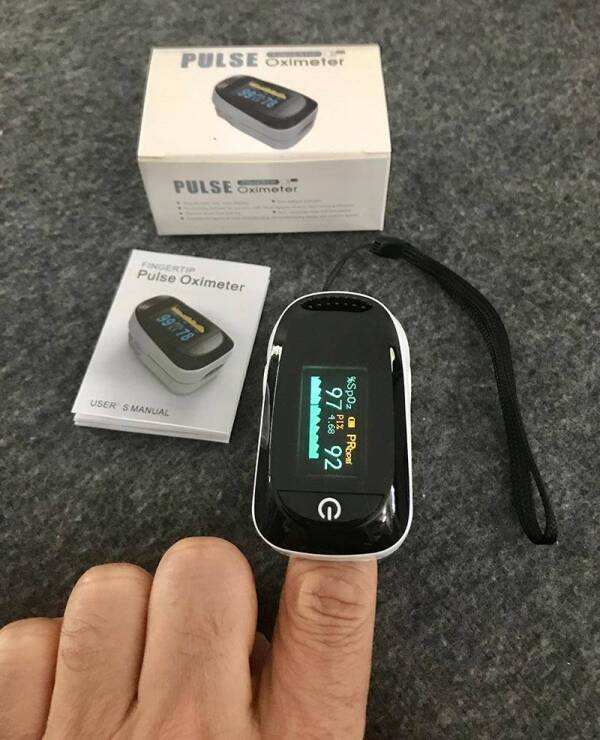 High Quality Pulse Oximeter for Heart Rate & Oxygen Saturation Levels